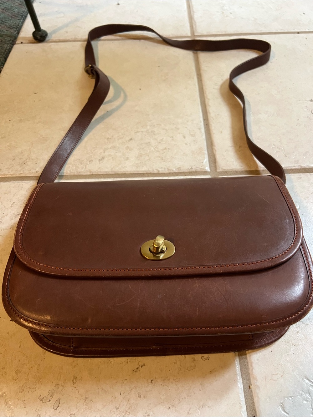 TURNLOCK TANNED COWHIDE LEATHER BAG PURSE FAUX COACH MADE IN KOREA